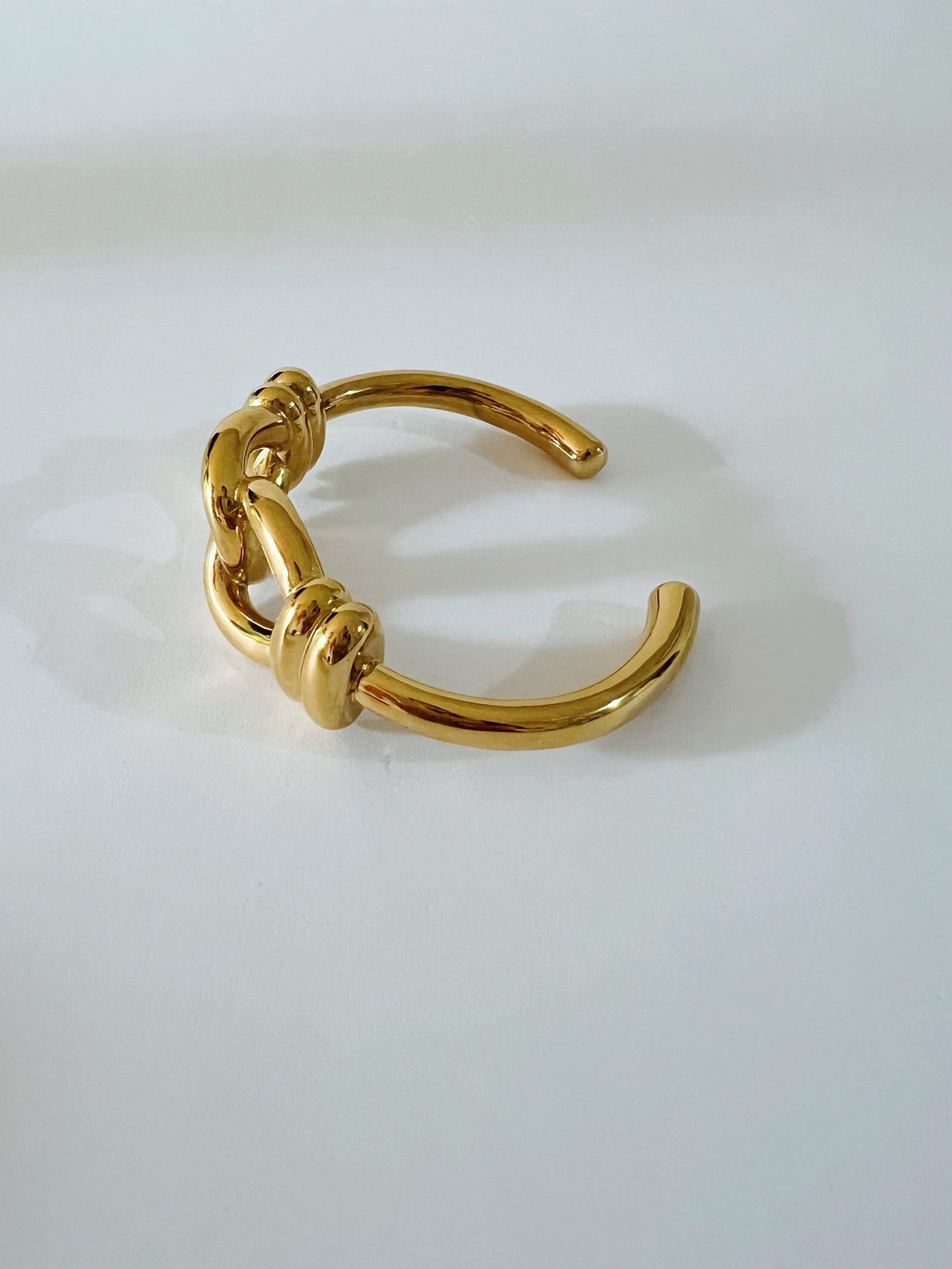 Lasso Bangle