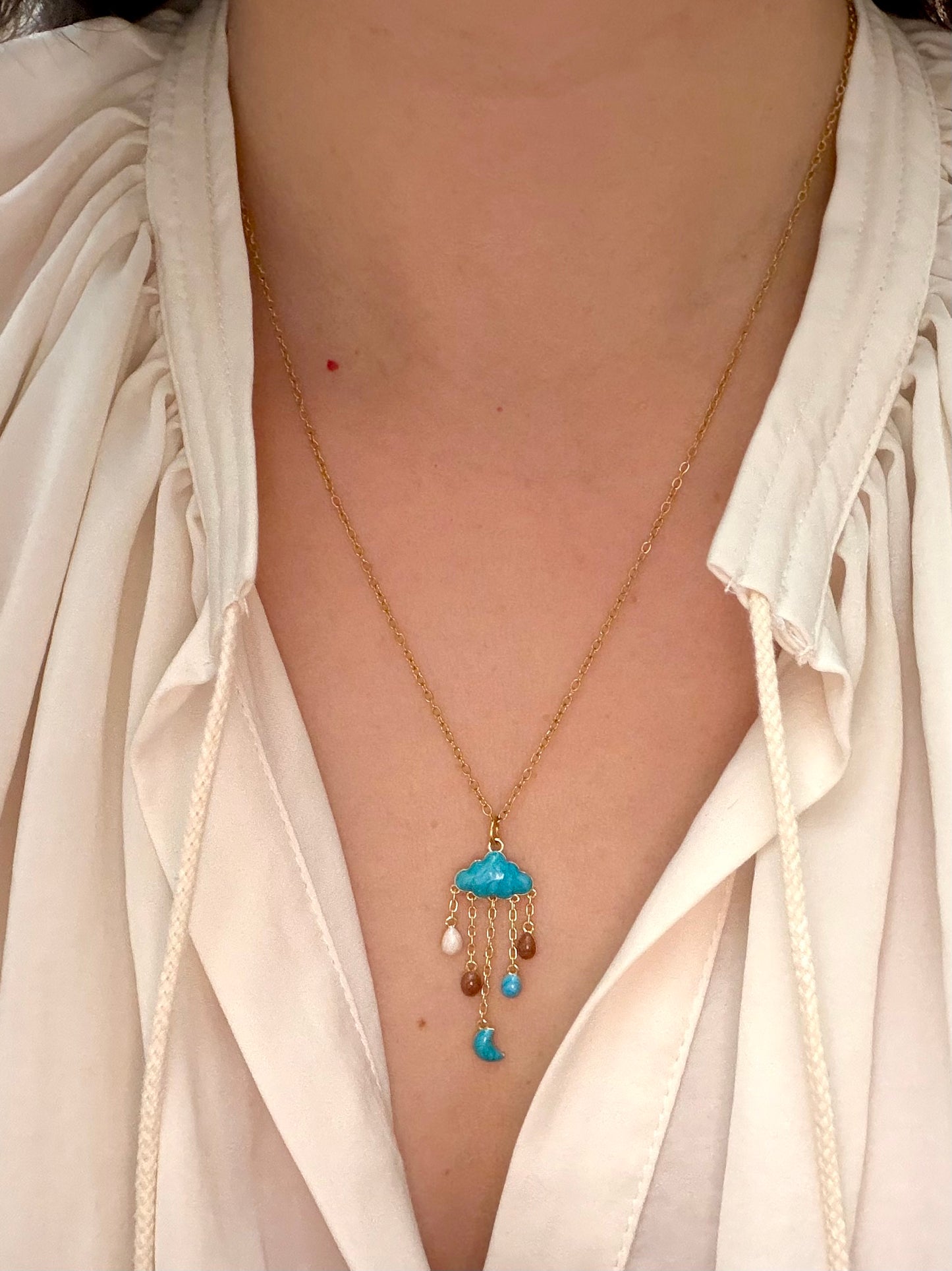 Cloud necklace