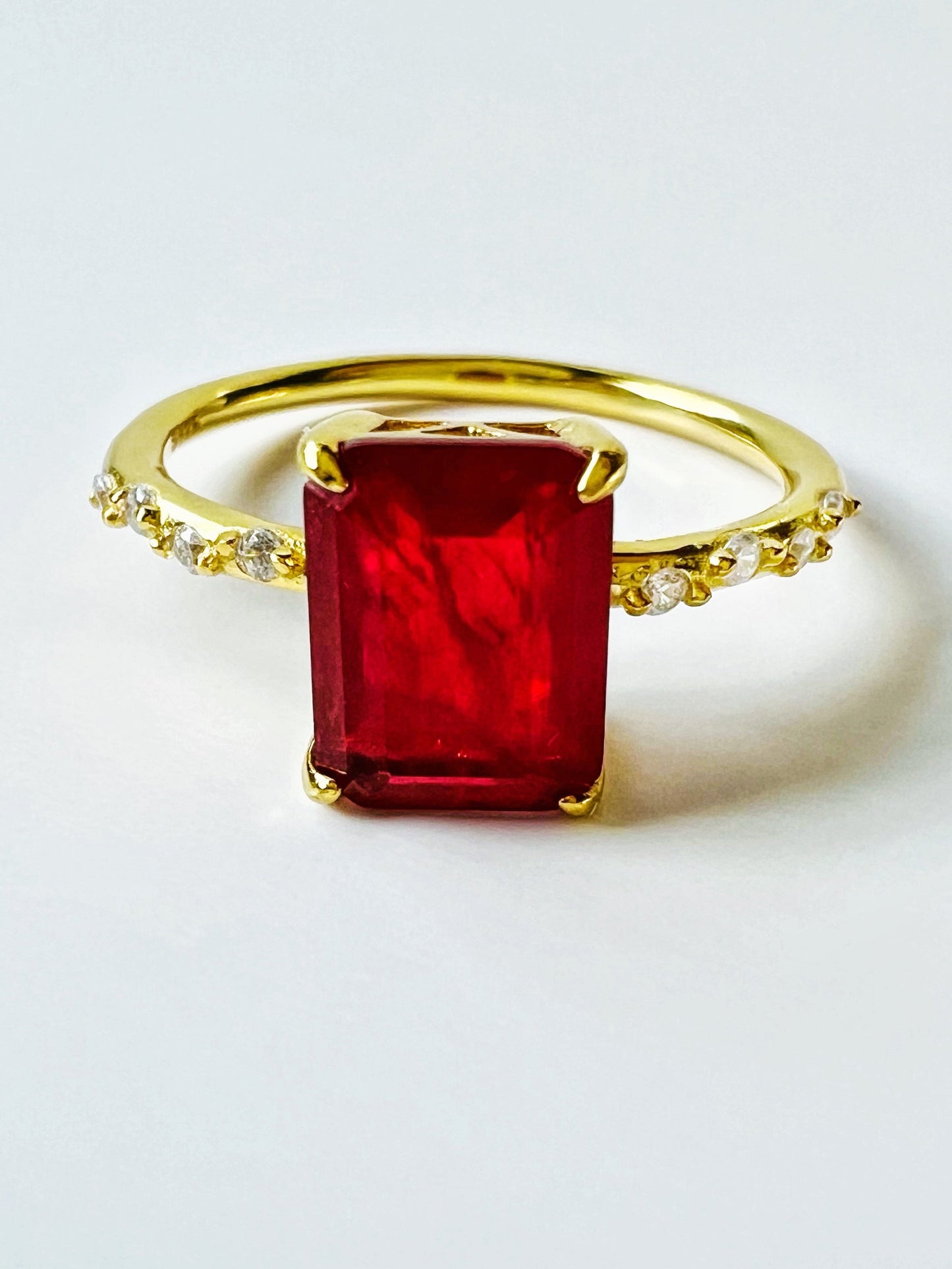 Greta Ring (925 Sterling Silver)