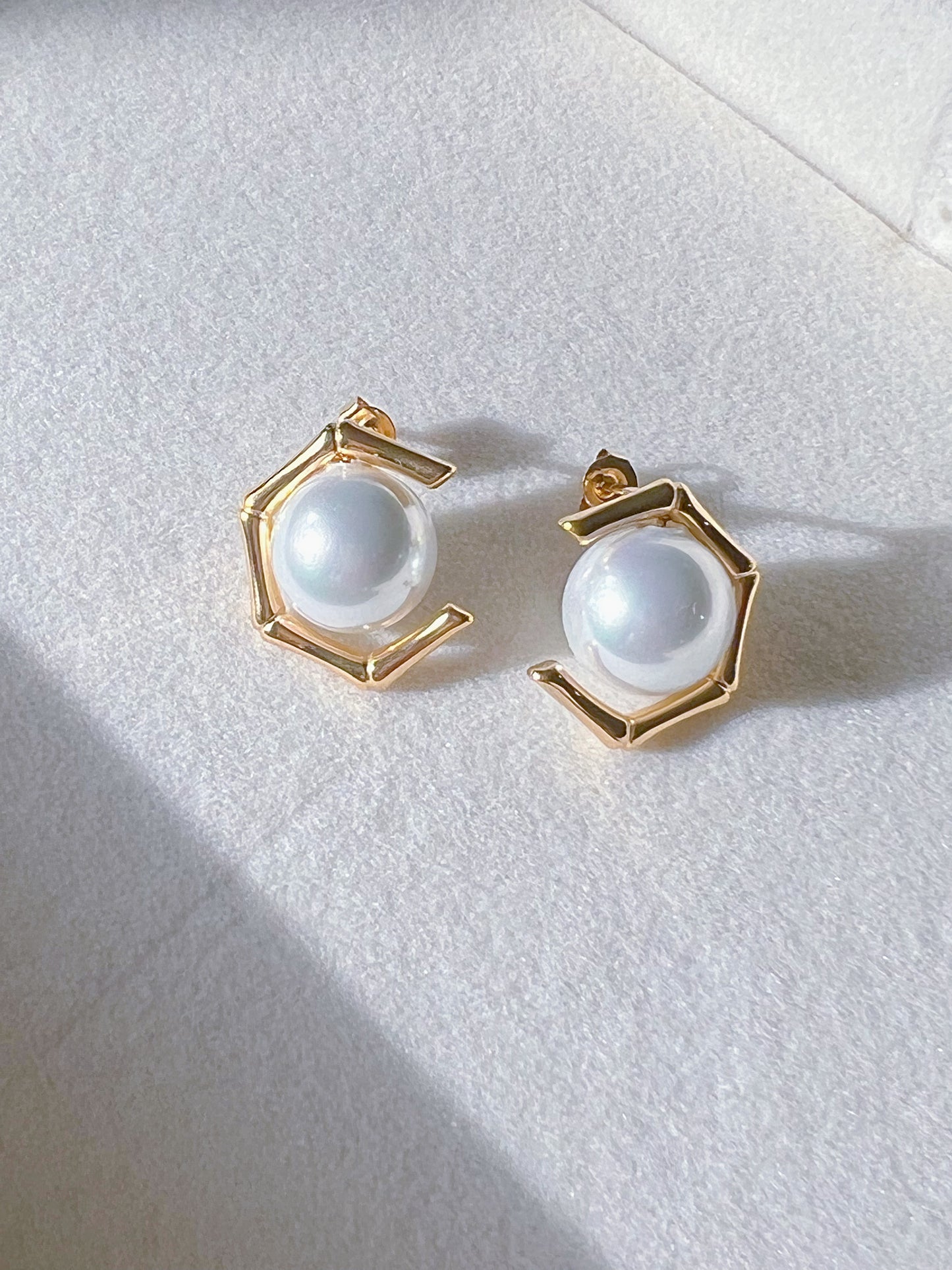 Hexagon Pearl Earring - Paumi
