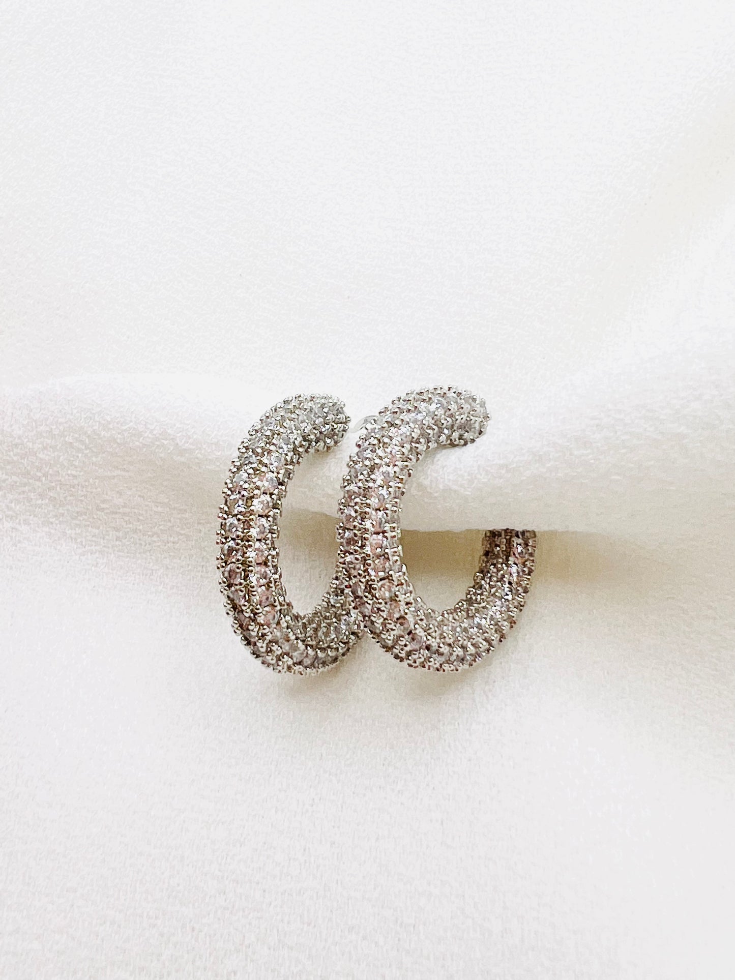 Cisne Hoop Earring - Paumi