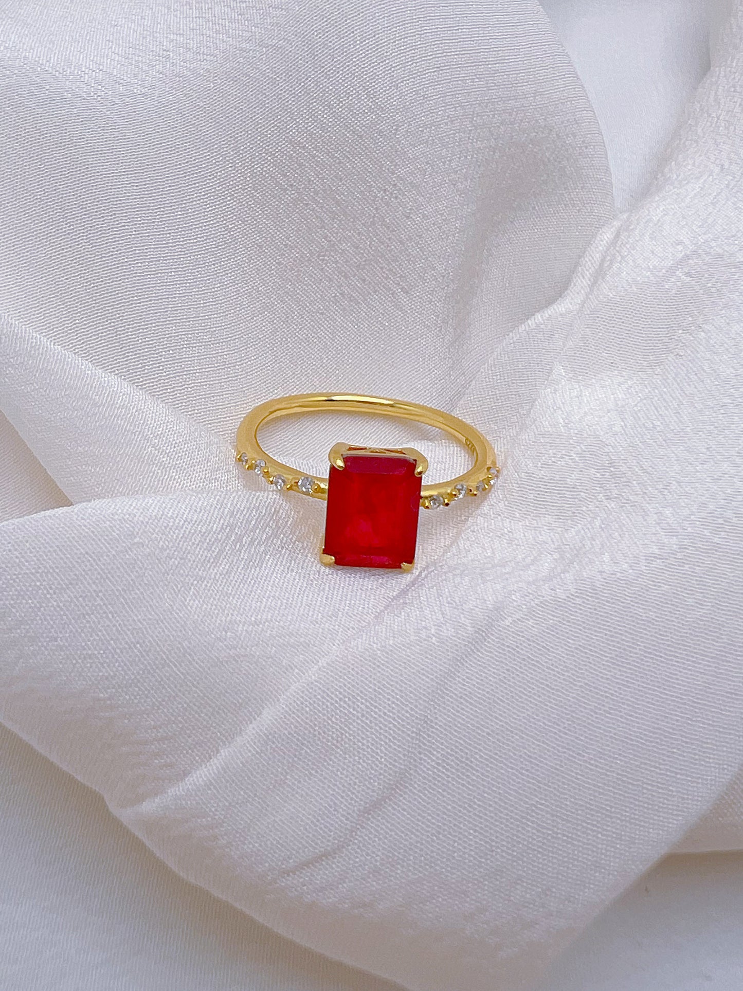 Greta Ring (925 Sterling Silver)