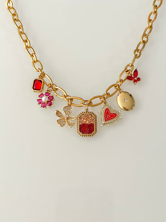 Carmesí charms necklace