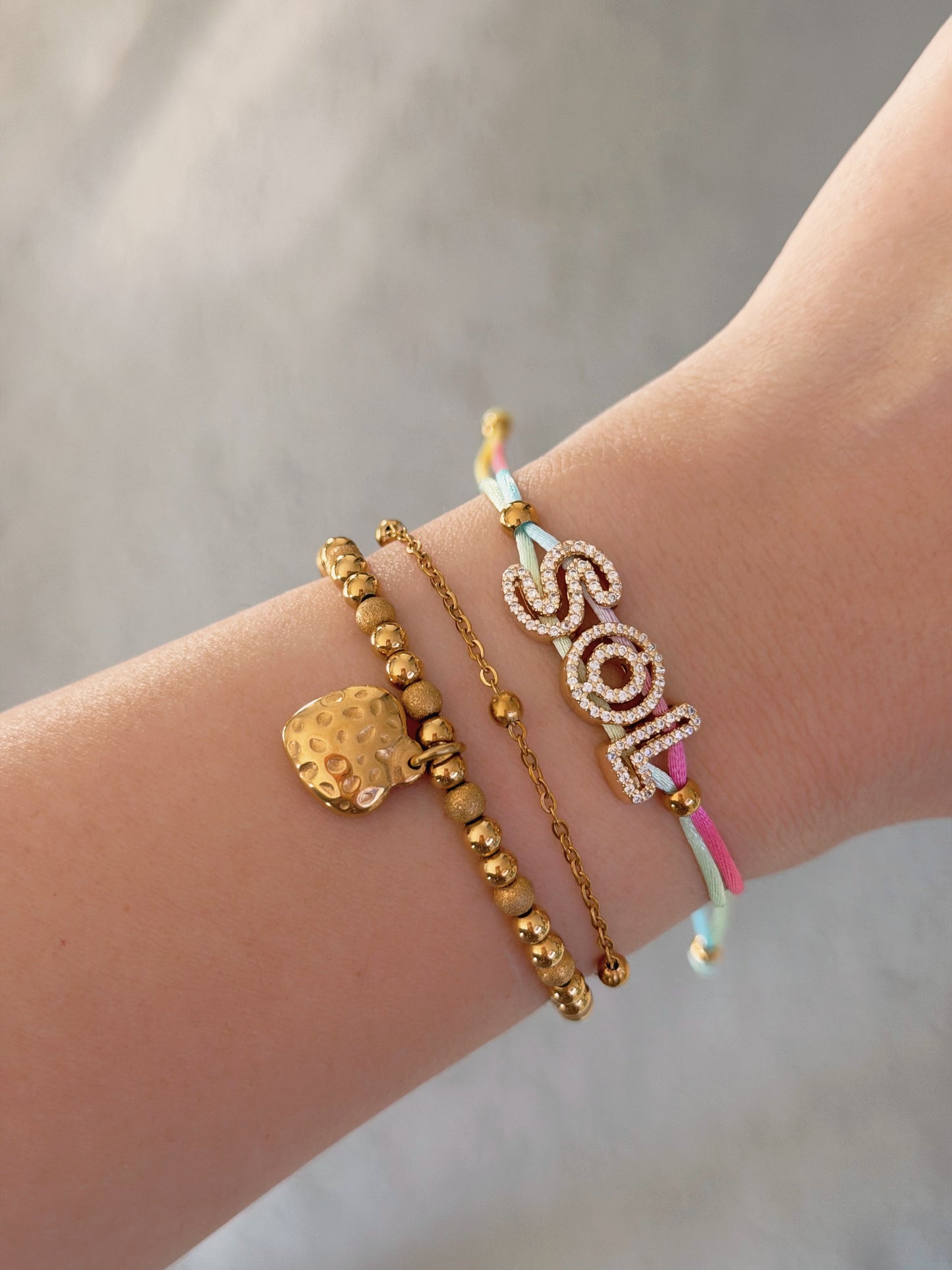 Gradient name bracelet