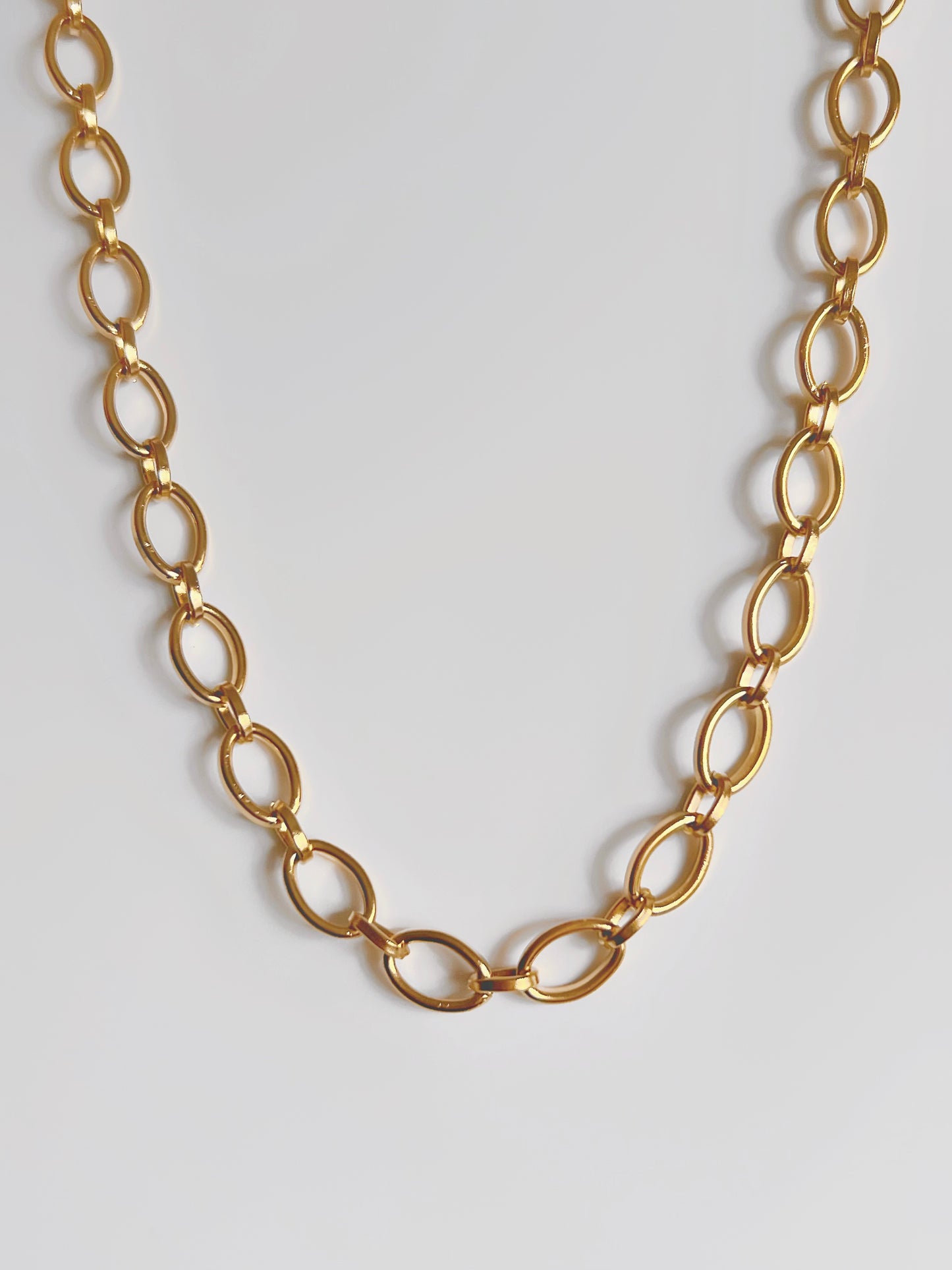 Ellipse link necklace