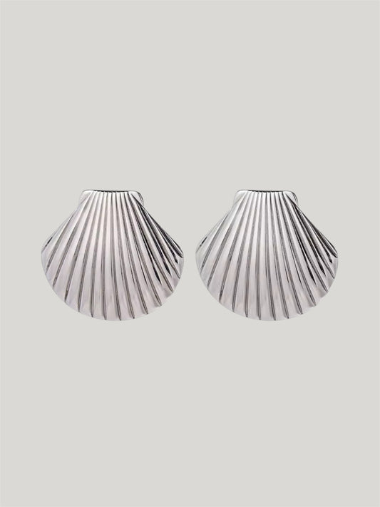 Big shell earring