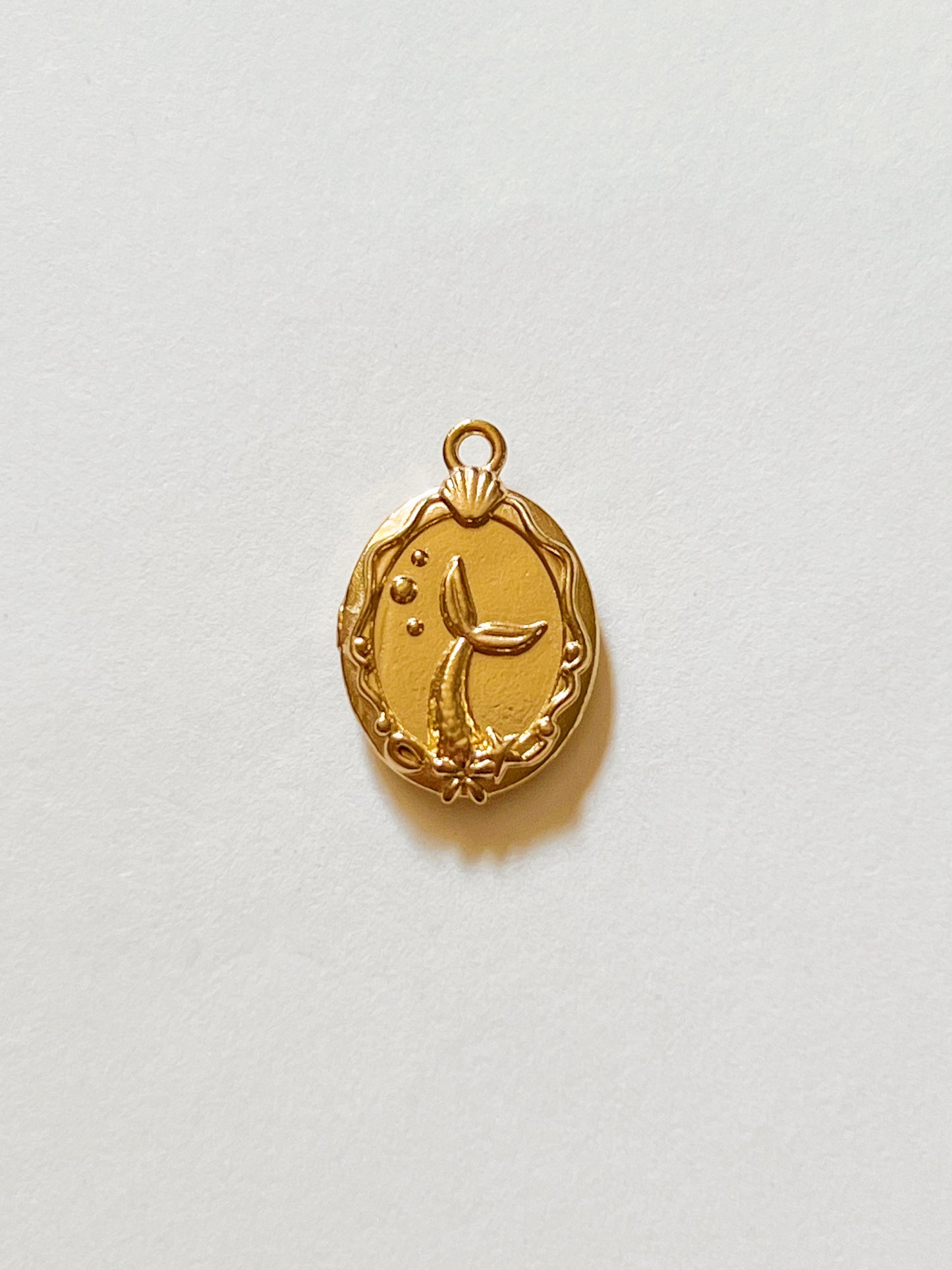 Mermaid oval pendant