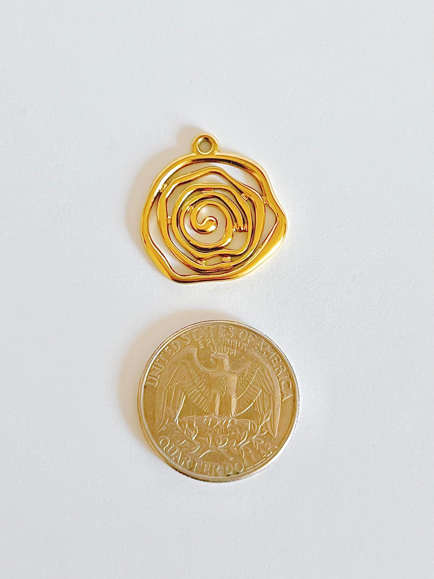 Irregular spiral charm