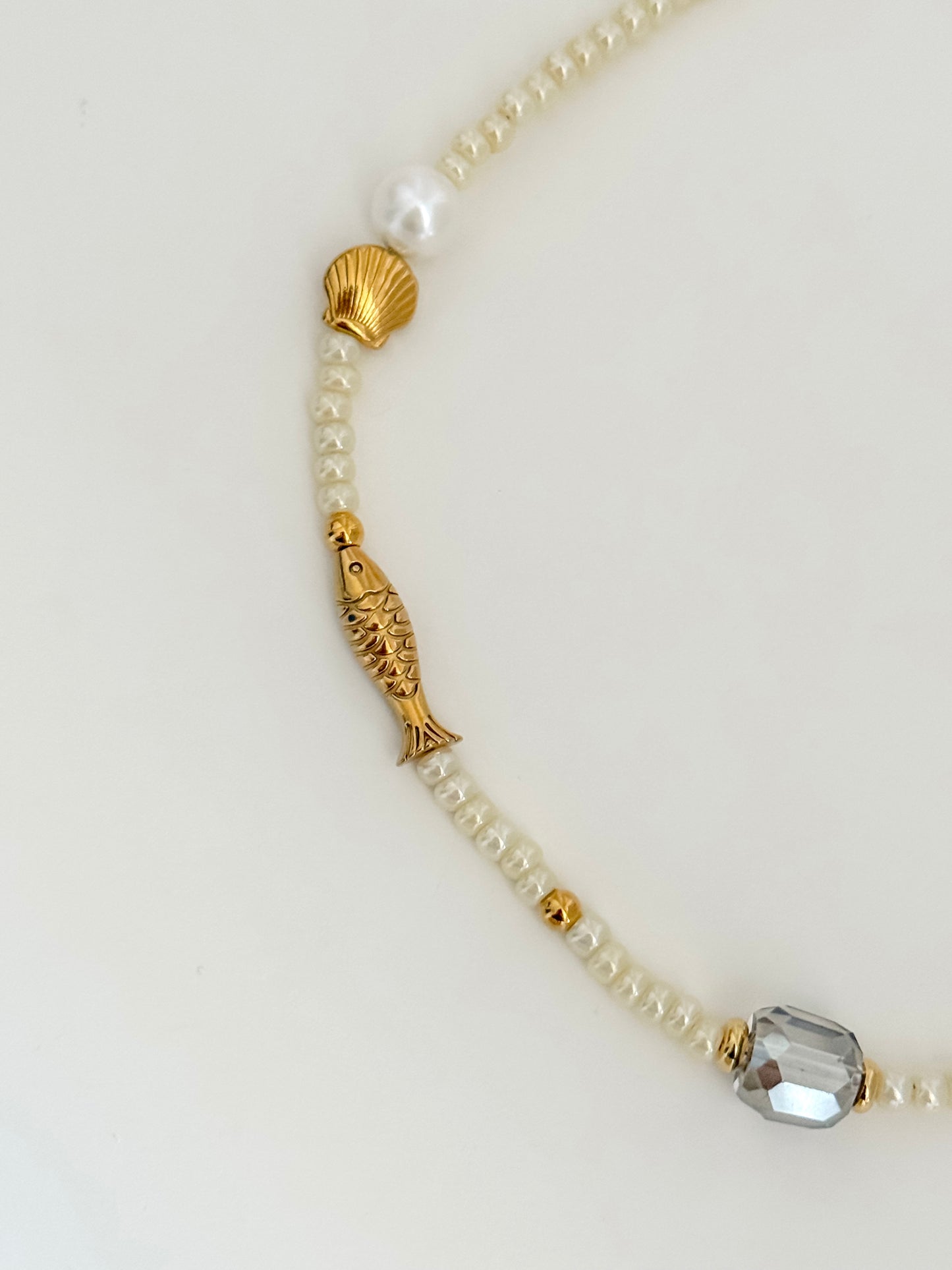 White lagoon necklace
