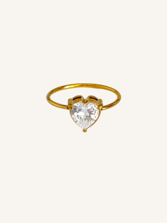 Heart solitaire ring