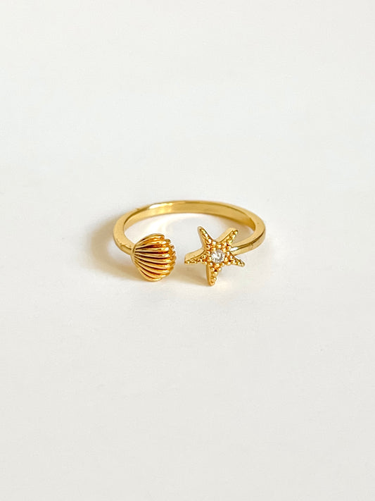 Shell and star ring