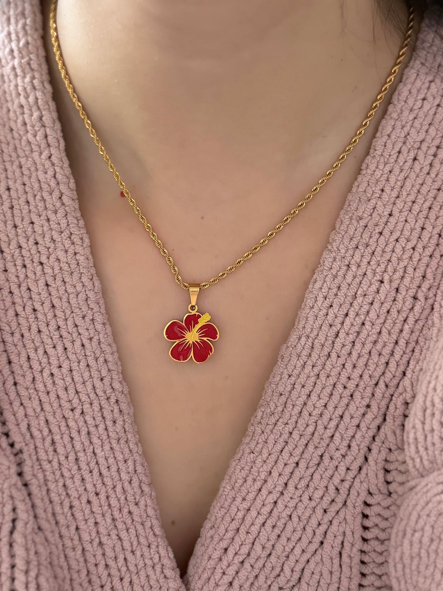 Poppy necklace