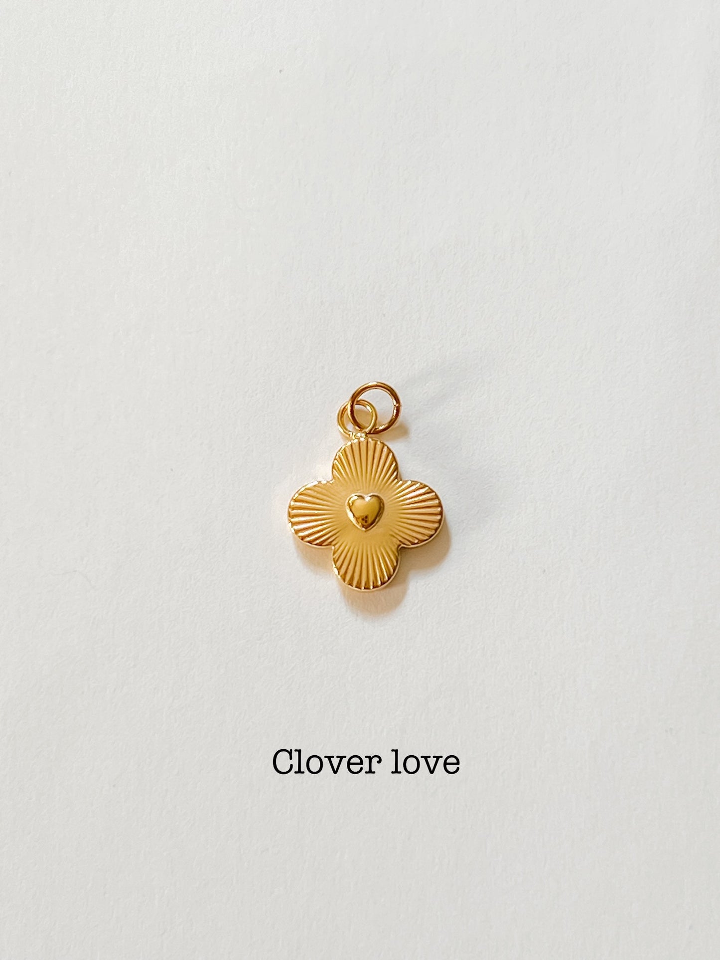 Clover charm