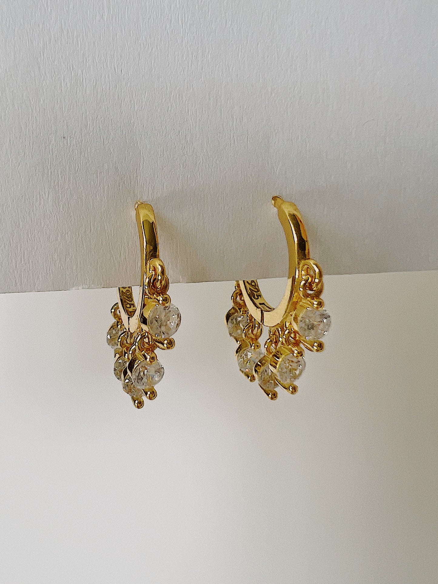 Marina Huggie Earrings (925 Sterling Silver)