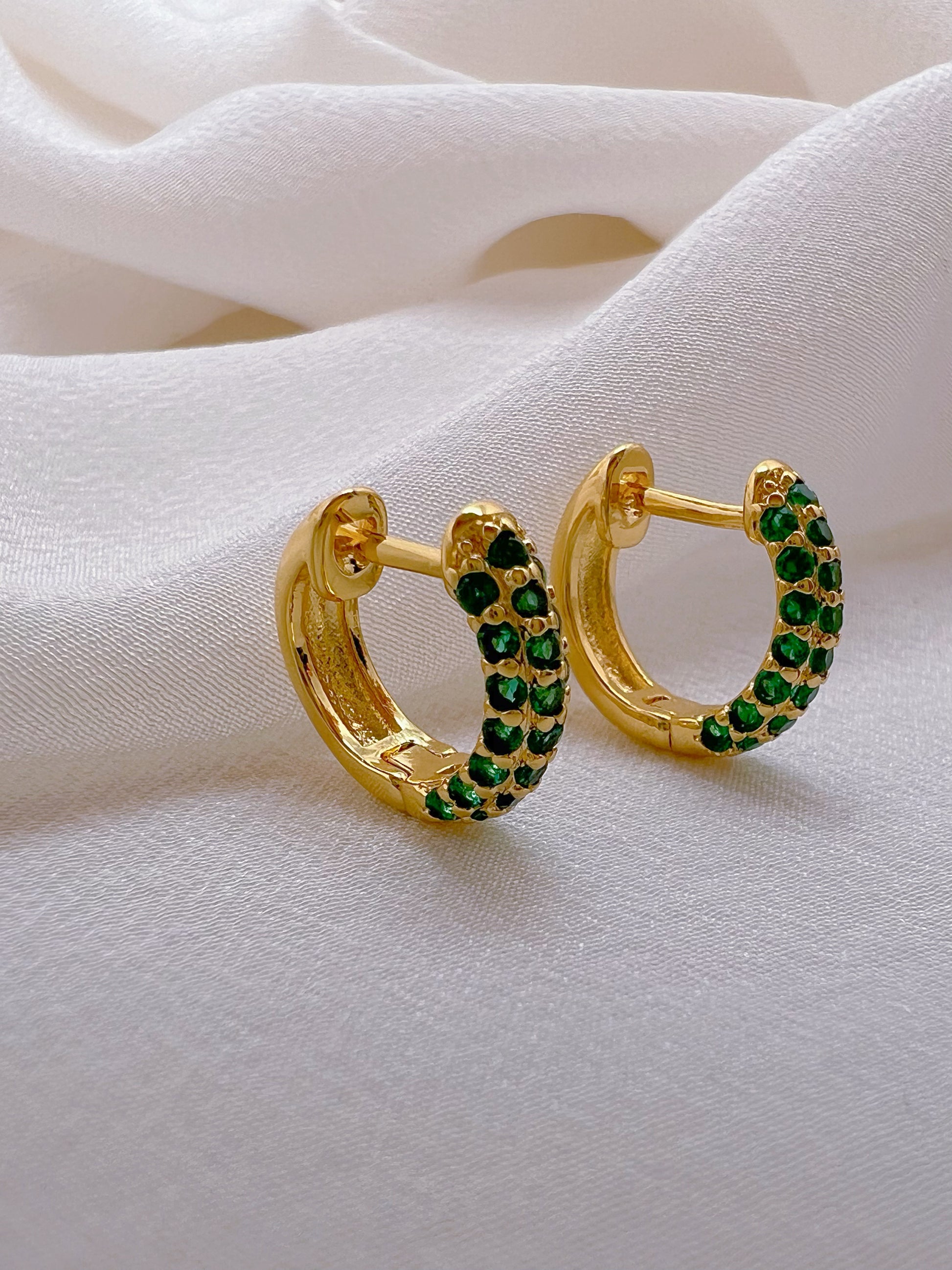Verde Huggies Earrings - Paumi