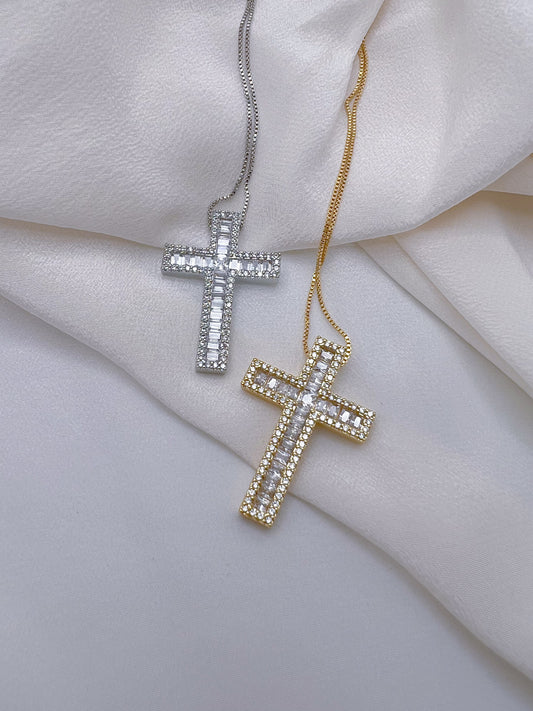 Cross Pendant Necklace - Paumi
